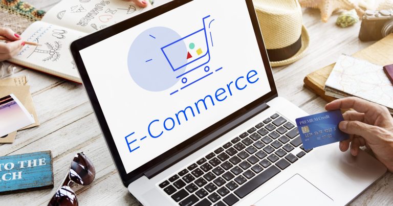 Achat en ligne avec carte de crédit sur ordinateur