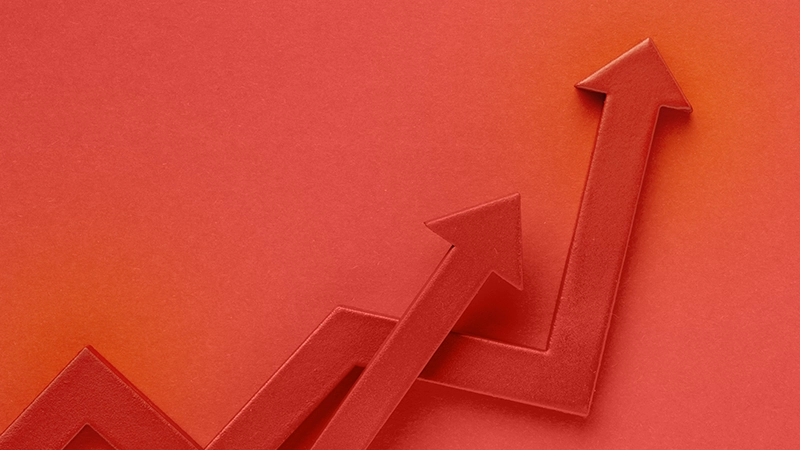 Flèches rouges indiquant une croissance ascendante